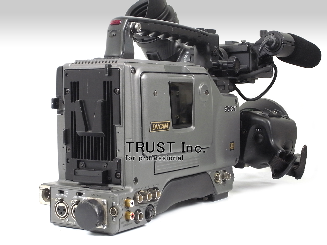 DSR-300 / DVCAM Camcorder【中古放送用・業務用 映像機器・音響機器の店 - トラスト株式会社】